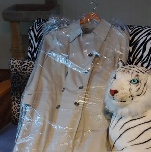 Women's LONDON FOG Rain Coat w/Removable Lining!